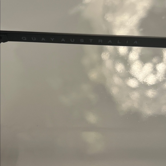 Womens Quay Vivienne Aviator Sunglasses- Black - Picture 10 of 12